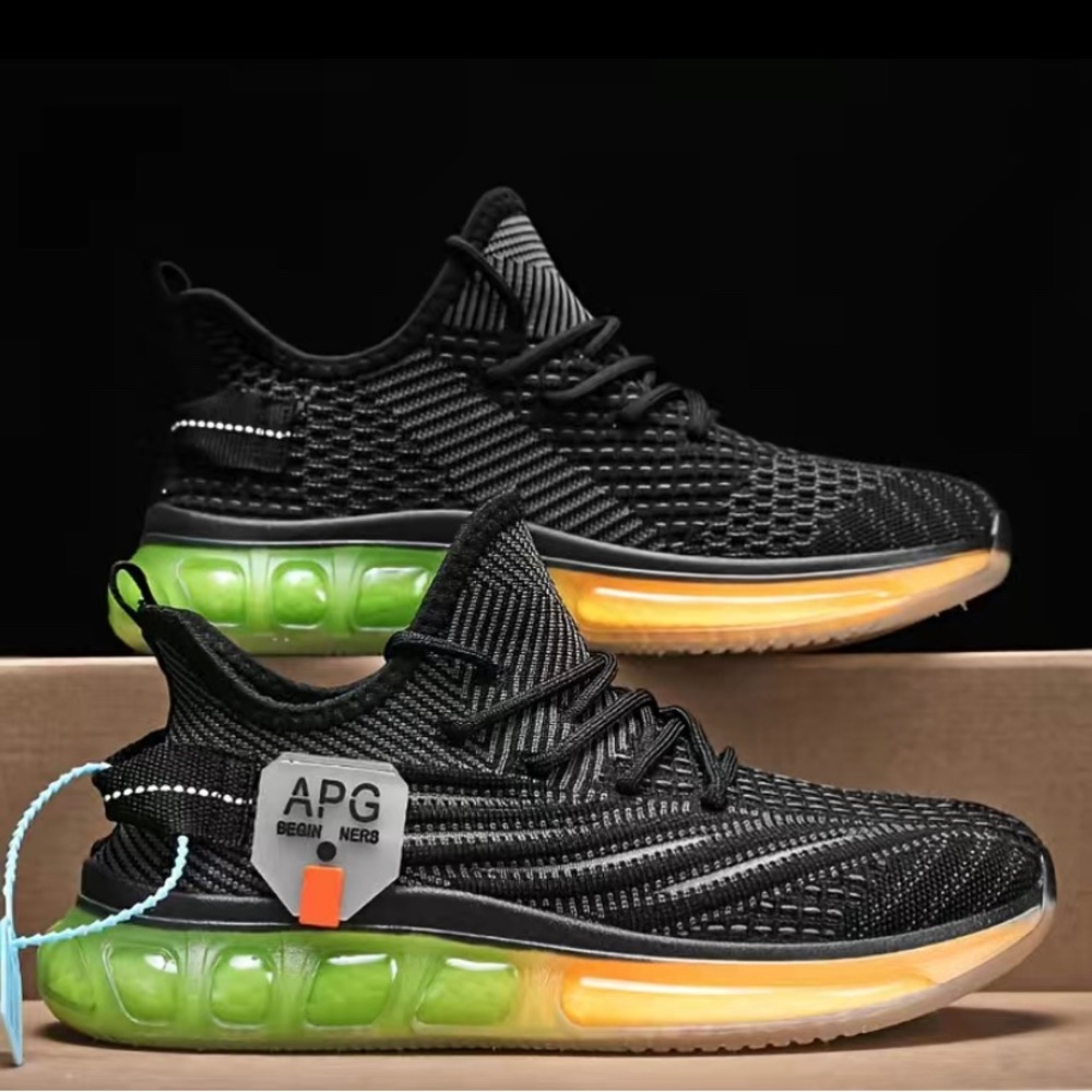 Light Weight Striped Men's Running shoes, Breathable and fashionable